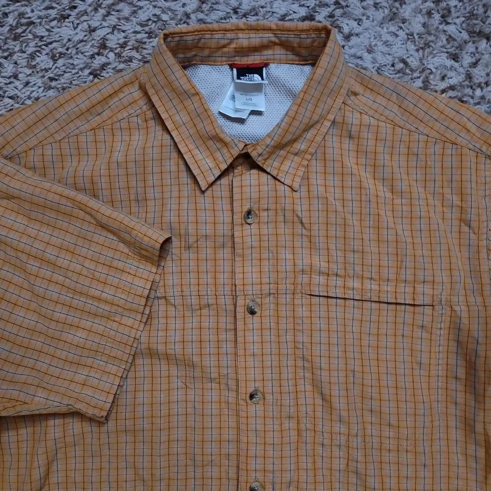 The‎ North Face Yellow Plaid Men Sz L Short Sleeve Button Up Shirt